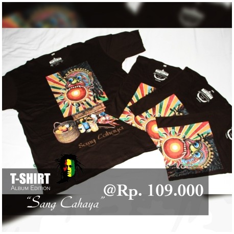 T-Shirt Sang Cahaya Ukuran M